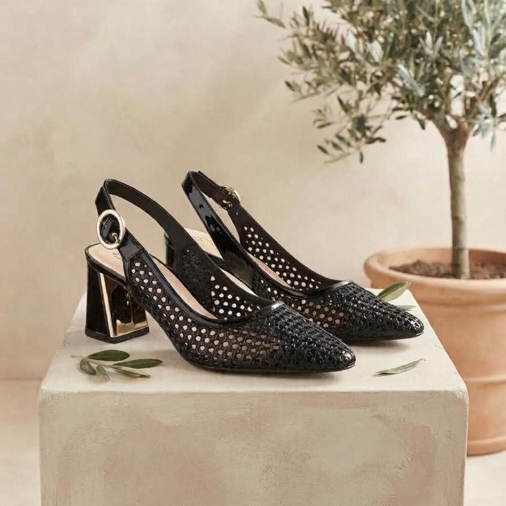 Jones-new-york Women's Black Courts